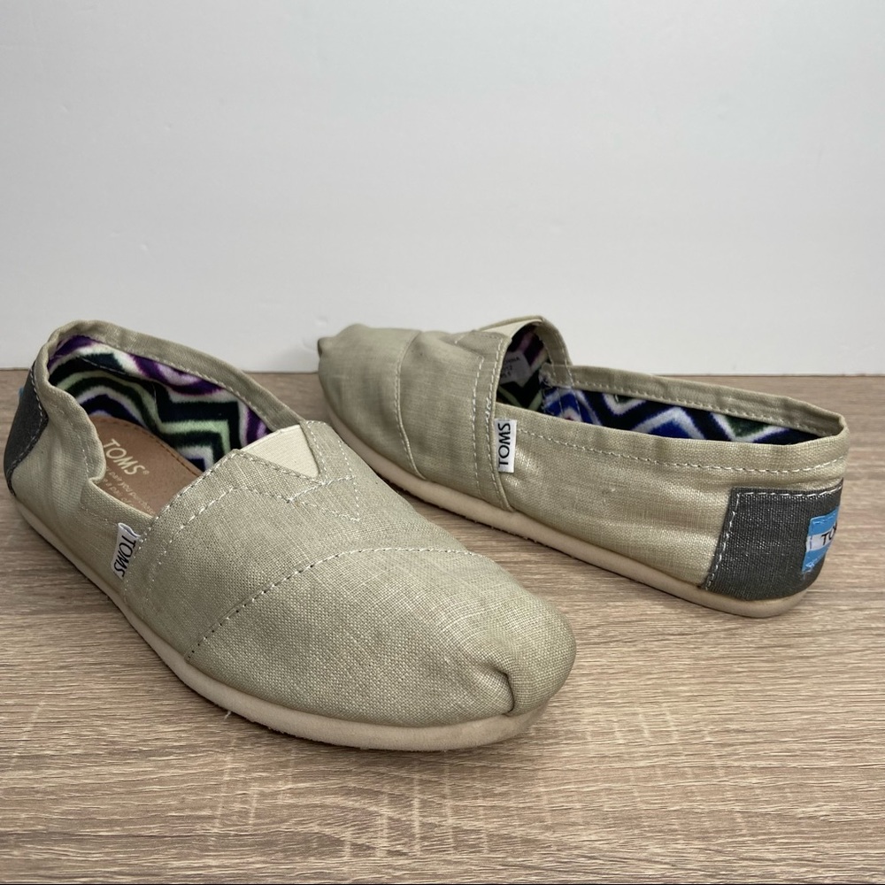 Toms Metallic Slip On Shoes Size 5.5